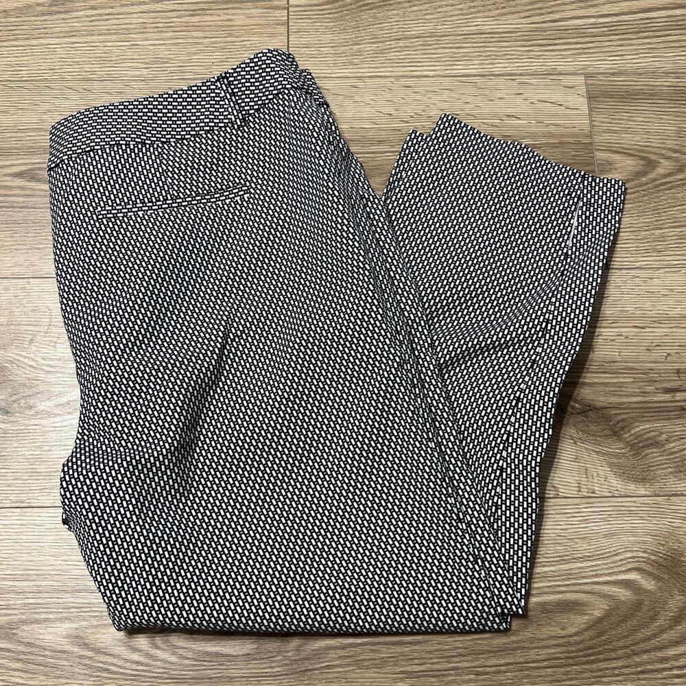 Liz Claiborne Women’s Black White Career Emma Classic Ankle Pants Size 16 (A17)